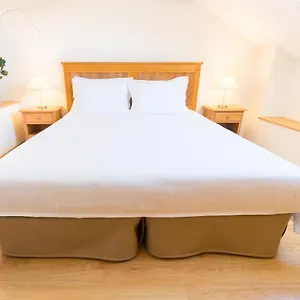 Apartment Aguia - T1 By Rmc, Funchal (Madeira)